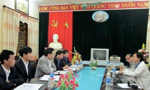 Huyện ủy Sìn Hồ (Lai Châu) tổng kết thực hiện Chỉ thị 37 của Bộ Chính trị về đại hội đảng bộ các cấp tiến tới Đại hội XI của Đảng